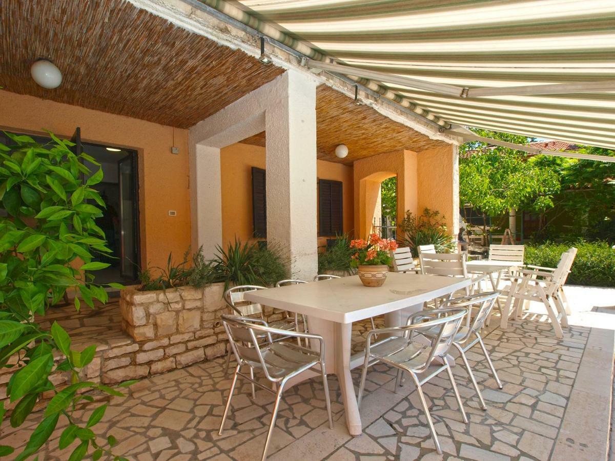 Villa House Puntizela 747 Pula Exterior foto